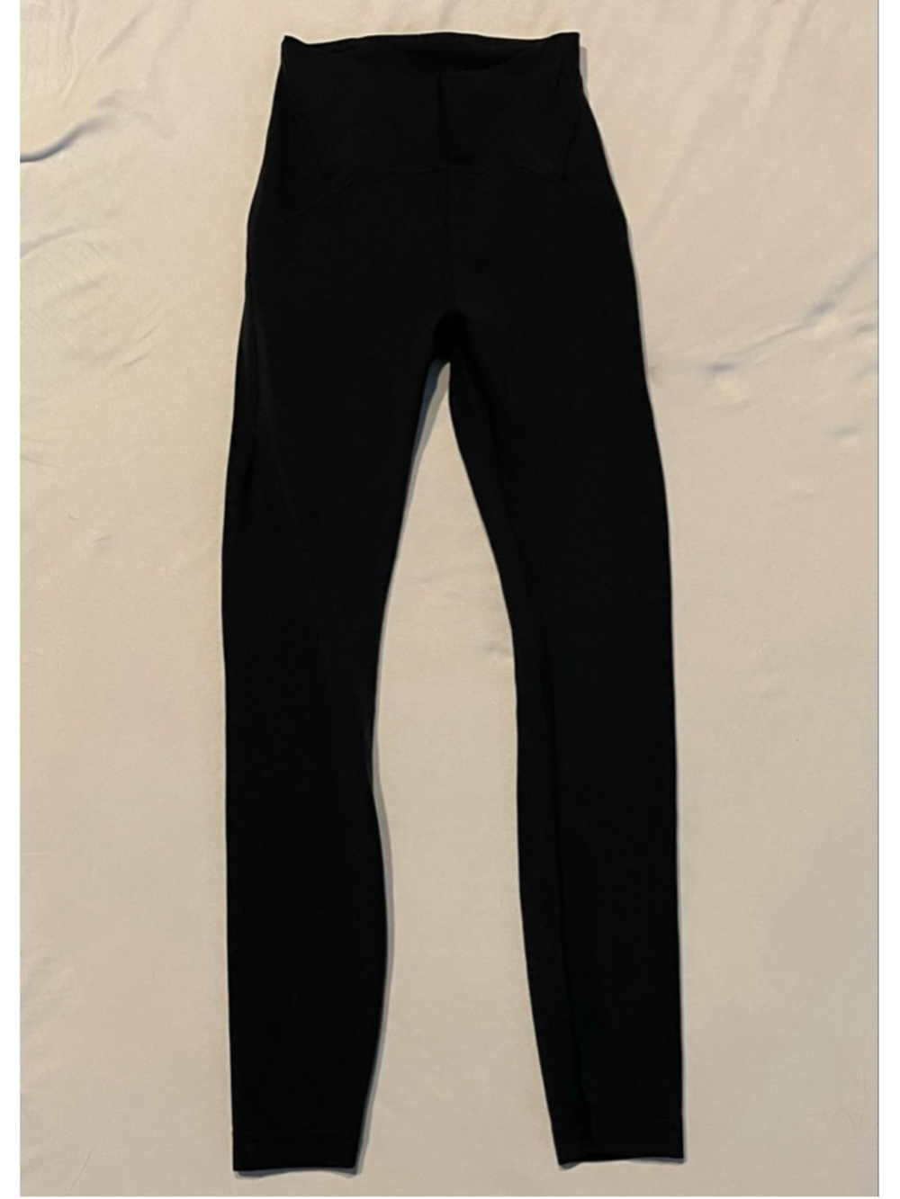 Lululemon Women’s InStill High-Rise Tight, Size 0, 25” Inseam, EUC